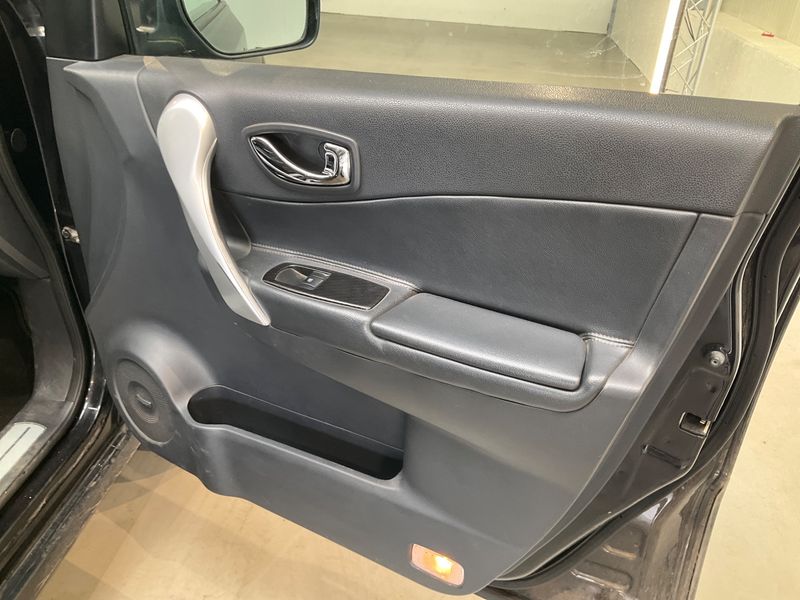 Renault Koleos 2.0 dCi Exception 2011 – снимка 28