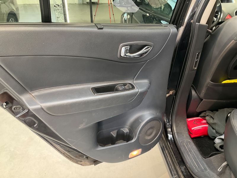 Renault Koleos 2.0 dCi Exception 2011 – снимка 24