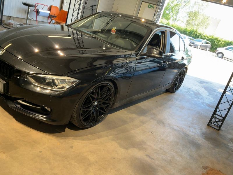 BMW 3er 335i xDrive 2015 – снимка 2