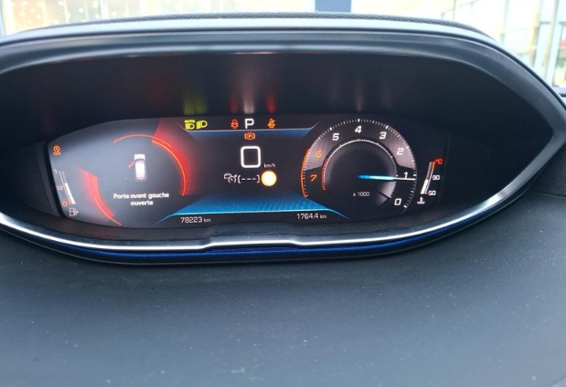 Peugeot 3008 1.2 PureTech GT 2023 – снимка 11