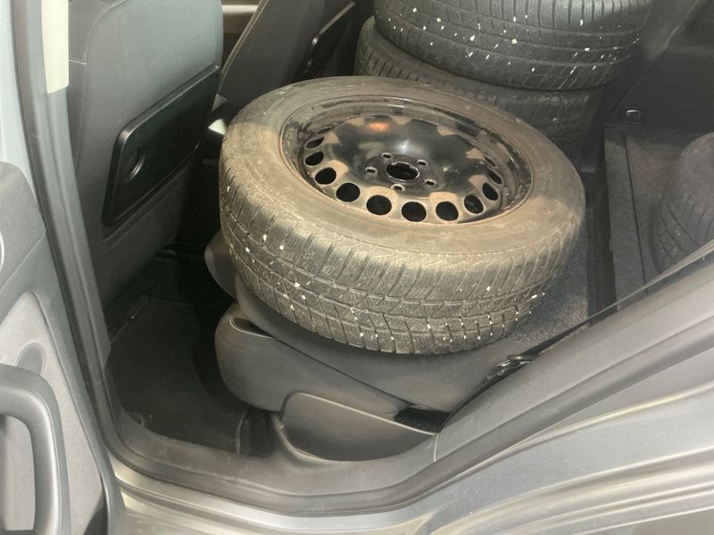 Volkswagen Golf VI Plus 2.0 TDI Match 2012 – снимка 31