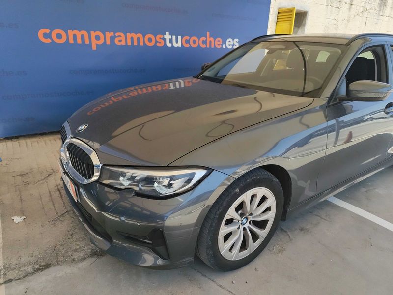 BMW 3er 320d Mild-Hybrid xDrive Advantage 2021 – снимка 2