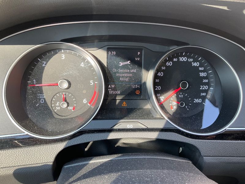 Volkswagen Passat 2.0 TDI Highline 4Motion BlueMotion Tech 2017 – снимка 19