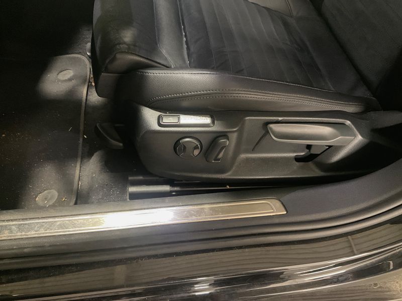 Volkswagen Passat 2.0 TDI Highline 4Motion BlueMotion Tech 2017 – снимка 57