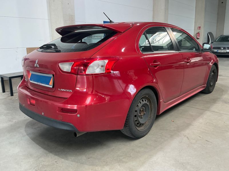 Mitsubishi Lancer 1.8 DOHC Intense 2009 – снимка 2