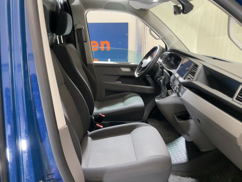Volkswagen T6 Transporter 2.0 TDI Kasten EcoProfi FWD 2021 – снимка 16