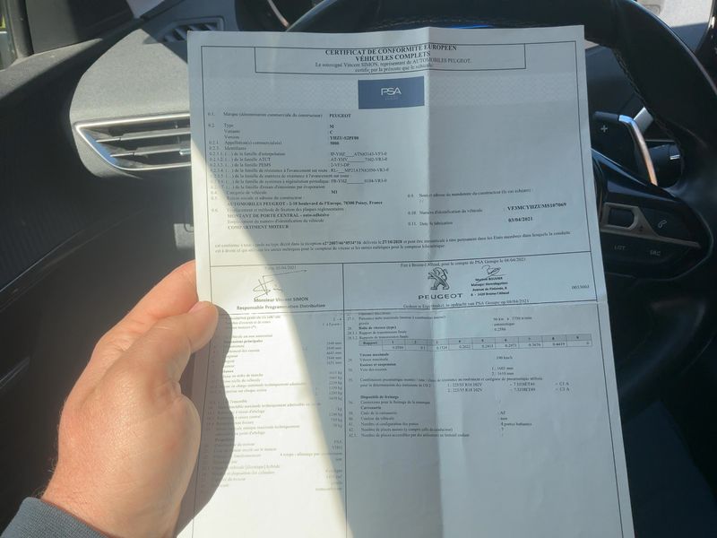 Peugeot 5008 1.5 Blue-HDi Allure 2021 – снимка 21