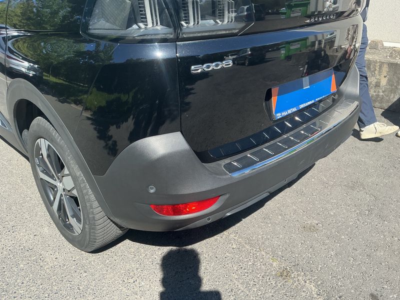 Peugeot 5008 1.5 Blue-HDi Allure 2021 – снимка 33