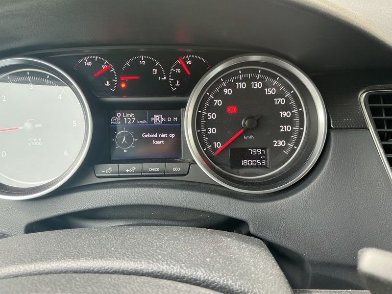 Peugeot 508 2.0 HDi Allure 2011 – снимка 19