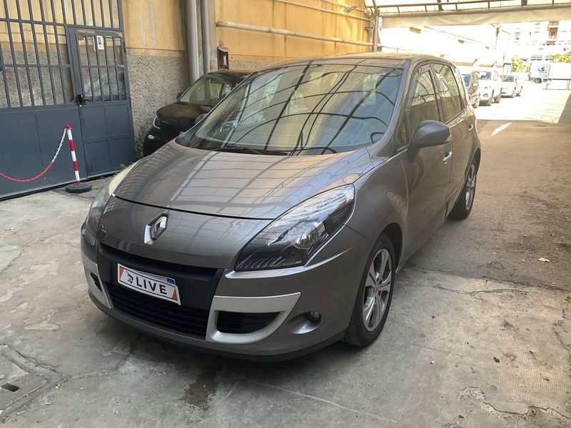 Renault Scenic 1.6 dCi Dynamique 2011 – снимка 1