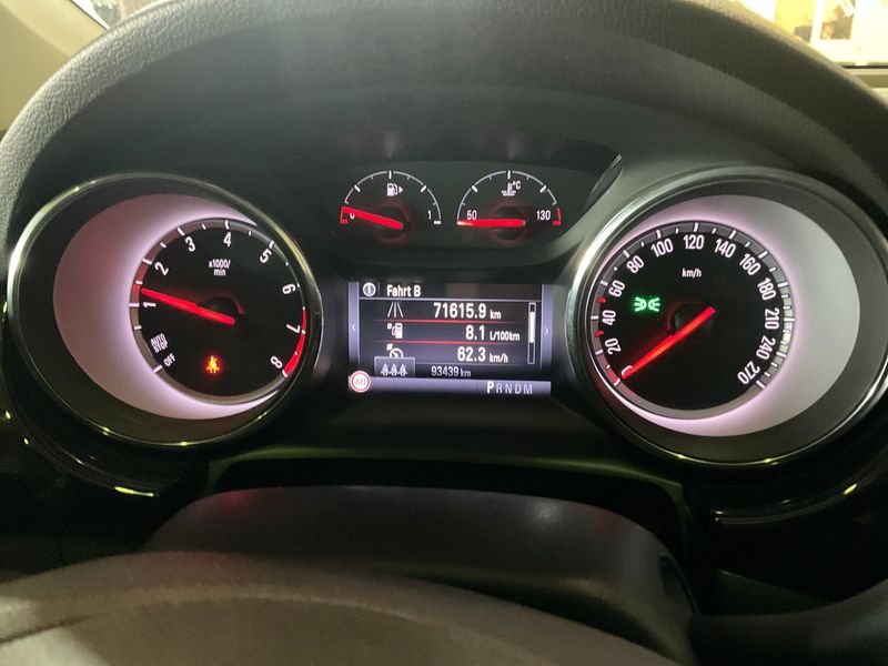 Opel Astra 1.4 SIDI Turbo Ultimate Start/Stop 2018 – снимка 19
