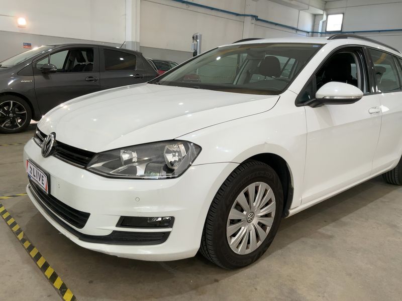 Volkswagen Golf VII 1.6 TDI Trendline BlueMotion Tech 2016 – снимка 2