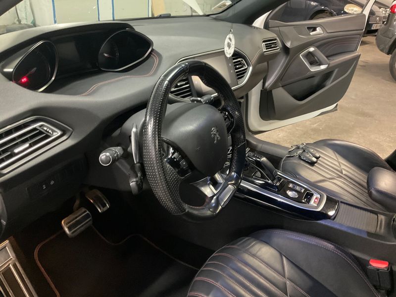 Peugeot 308 1.5 Blue-HDi GT Line 2018 – снимка 23