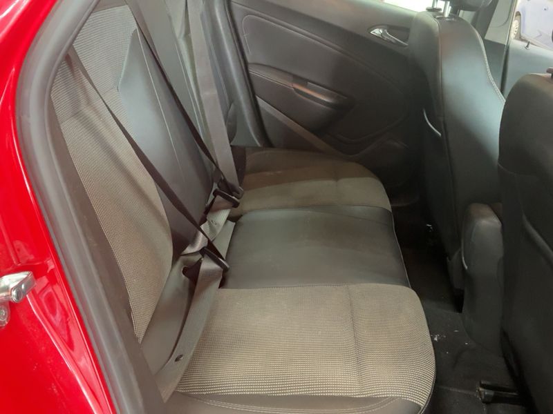 Opel Astra 1.4 Turbo Cosmo 2012 – снимка 19