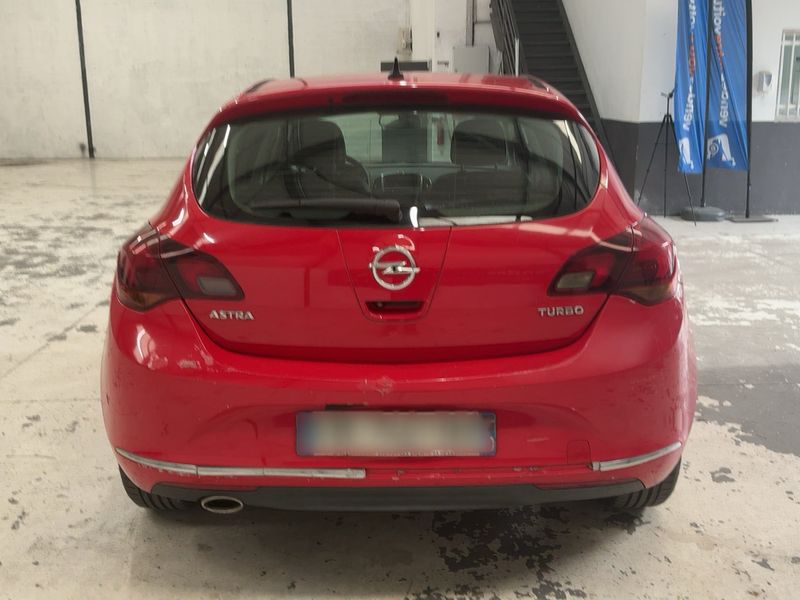 Opel Astra 1.4 Turbo Cosmo 2012 – снимка 7