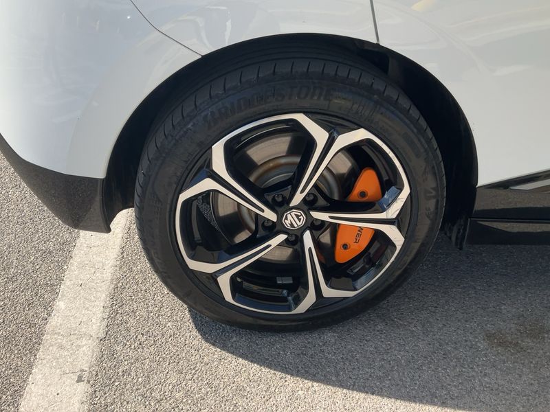 MG 4 electric drive 320 kW Xpower AWD 2024 – снимка 9