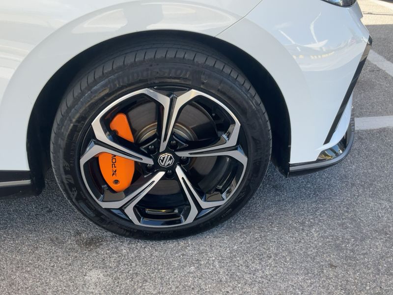 MG 4 electric drive 320 kW Xpower AWD 2024 – снимка 11