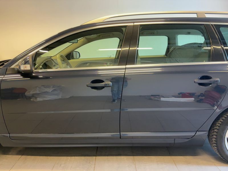 Volvo V70 2.0 D4 Summum 2011 – снимка 4