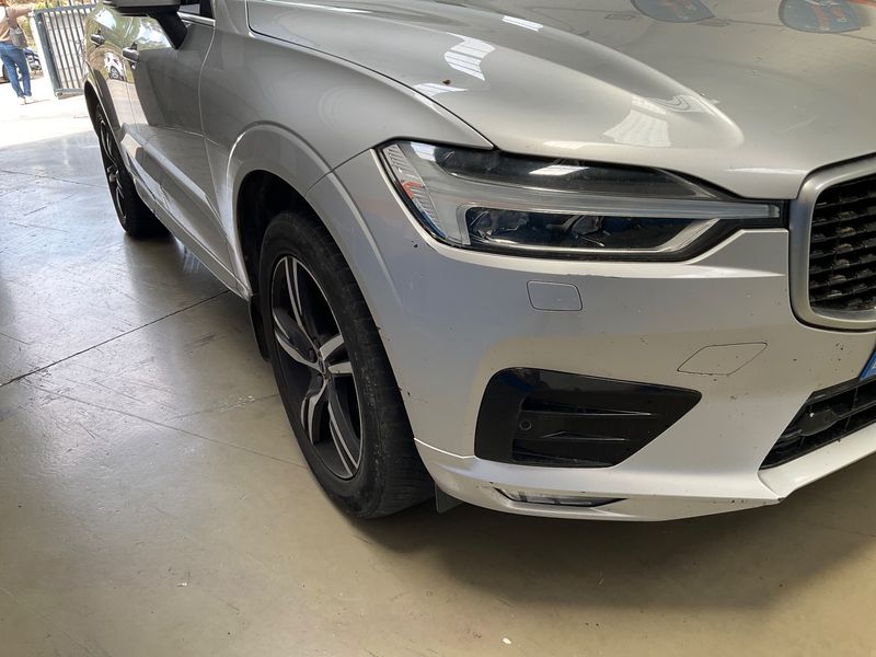 Volvo XC60 2.0 D4 R-Design 2WD 2018 – снимка 34