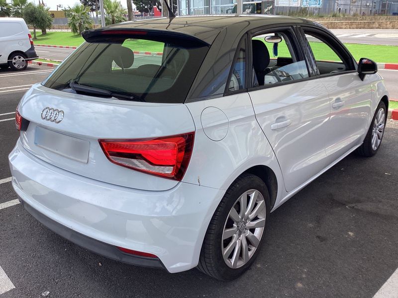 Audi A1 Sportback 1.6 TDI Attraction 2017 – снимка 8