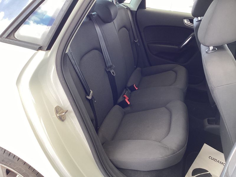 Audi A1 Sportback 1.6 TDI Attraction 2017 – снимка 19