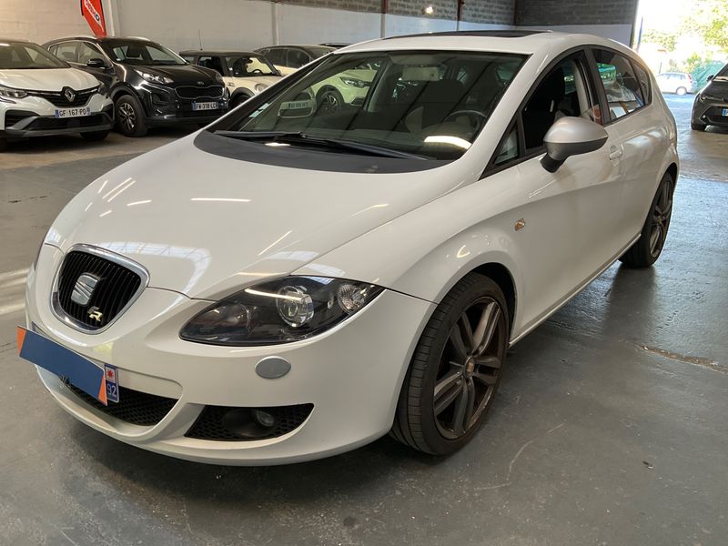 Seat Leon 1.8 TSI FR 2011 – снимка 1