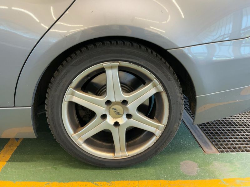 BMW 3er 330d 2009 – снимка 17