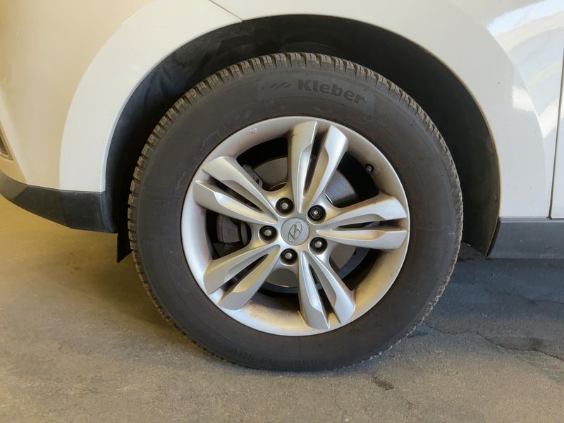 Hyundai ix35 1.7 CRDi Classic 2WD 2012 – снимка 3