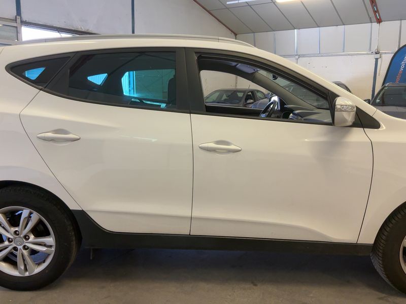 Hyundai ix35 1.7 CRDi Classic 2WD 2012 – снимка 10