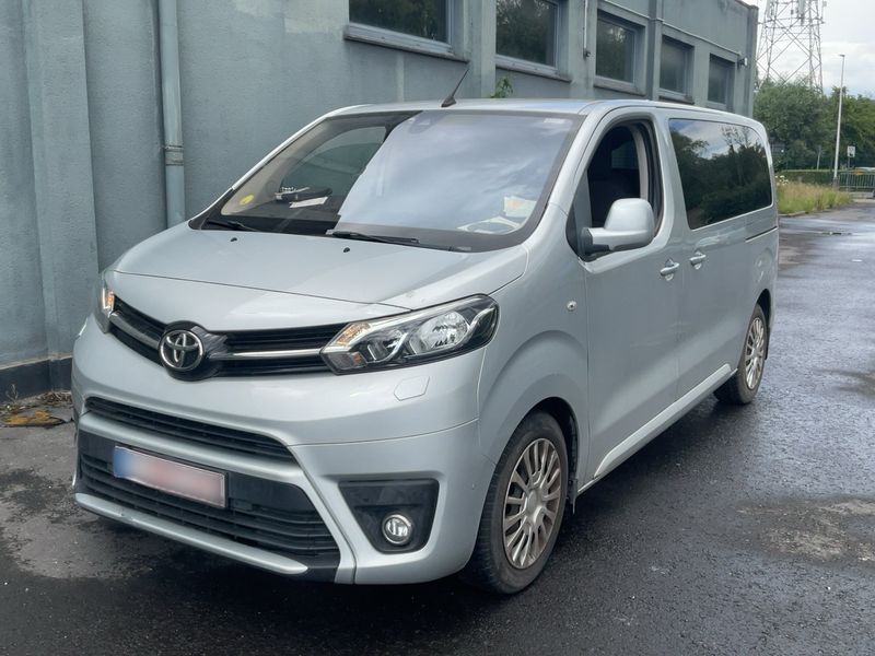 Toyota ProAce Verso 2.0 D-4D Compact Family Comfort 2019 – снимка 1