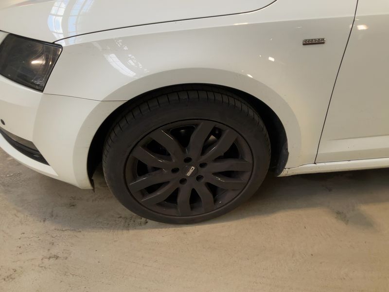 Skoda Octavia 1.5 TSI ACT Clever 2018 – снимка 3