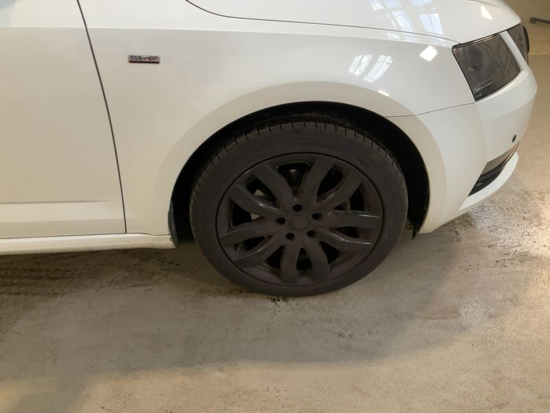 Skoda Octavia 1.5 TSI ACT Clever 2018 – снимка 11