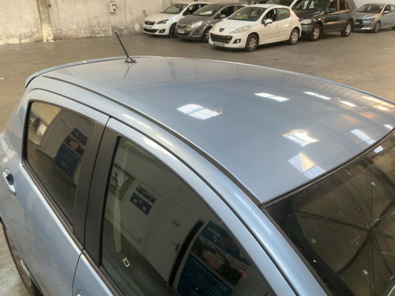 Toyota Yaris 1.4 D-4D Style 2012 – снимка 13