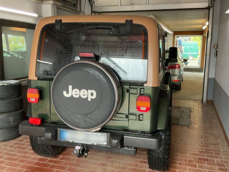 Jeep Wrangler 4.0 Sahara 1997 – снимка 8