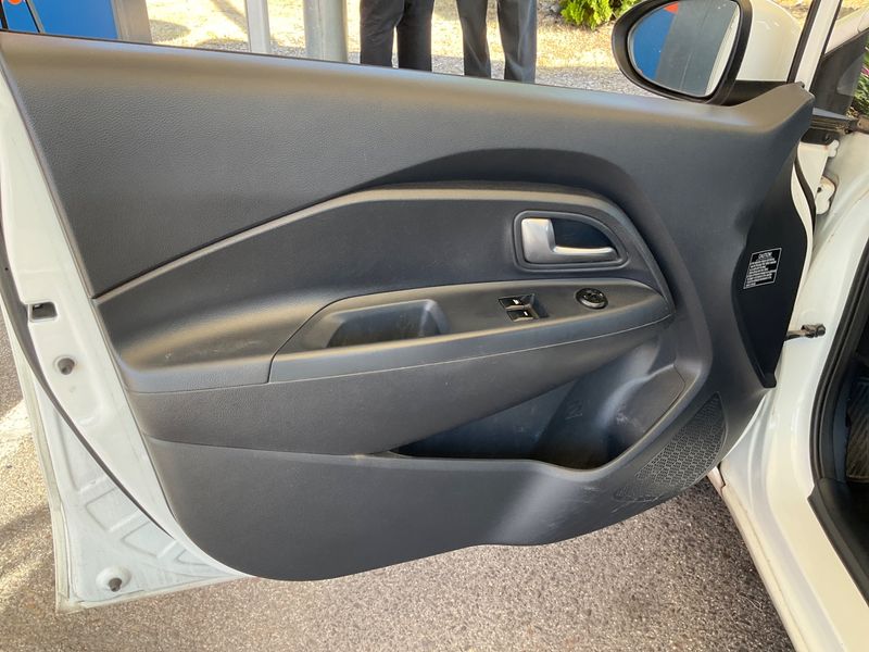 Kia Rio 1.4 CRDi Drive 2012 – снимка на щета