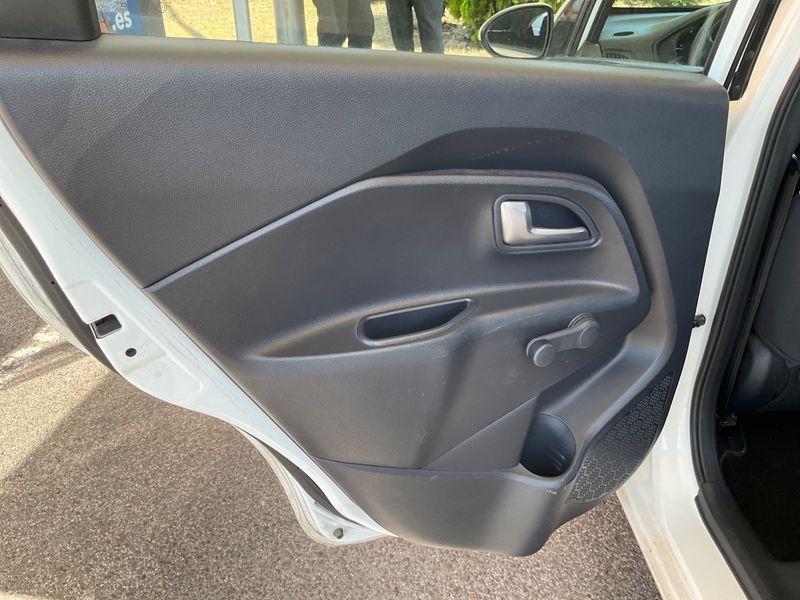 Kia Rio 1.4 CRDi Drive 2012 – снимка на щета