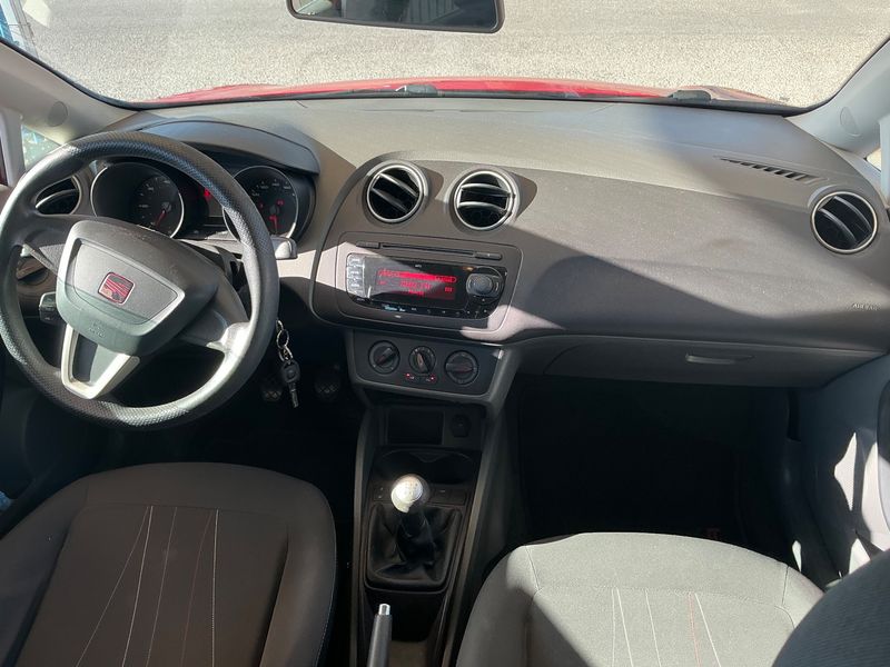 Seat Ibiza 1.6 TDI Style 2012 – снимка 17