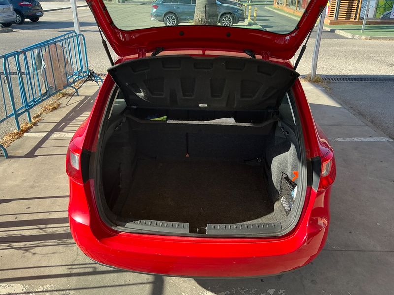 Seat Ibiza 1.6 TDI Style 2012 – снимка 15