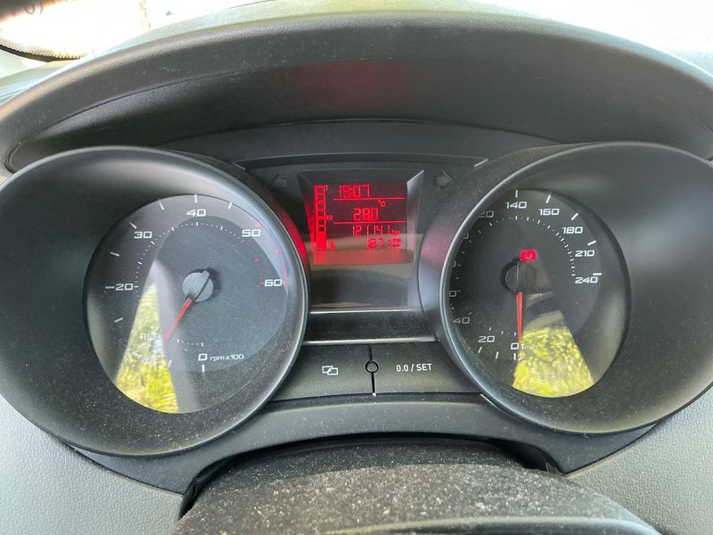 Seat Ibiza 1.6 TDI Style 2012 – снимка 18