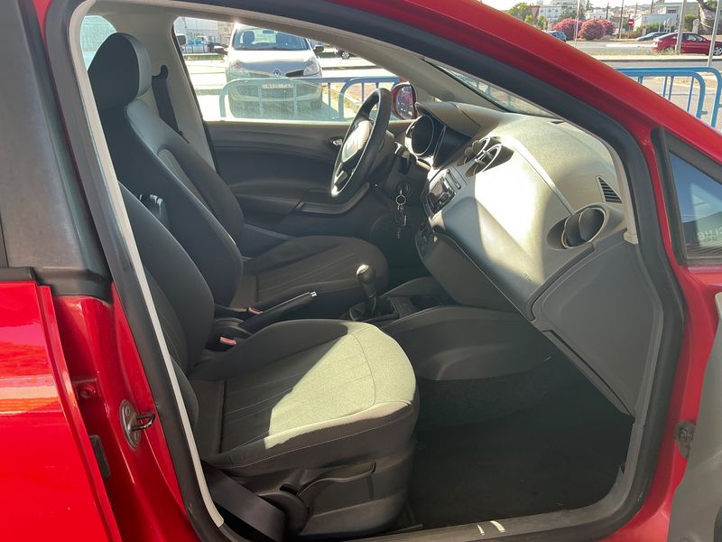 Seat Ibiza 1.6 TDI Style 2012 – снимка 16