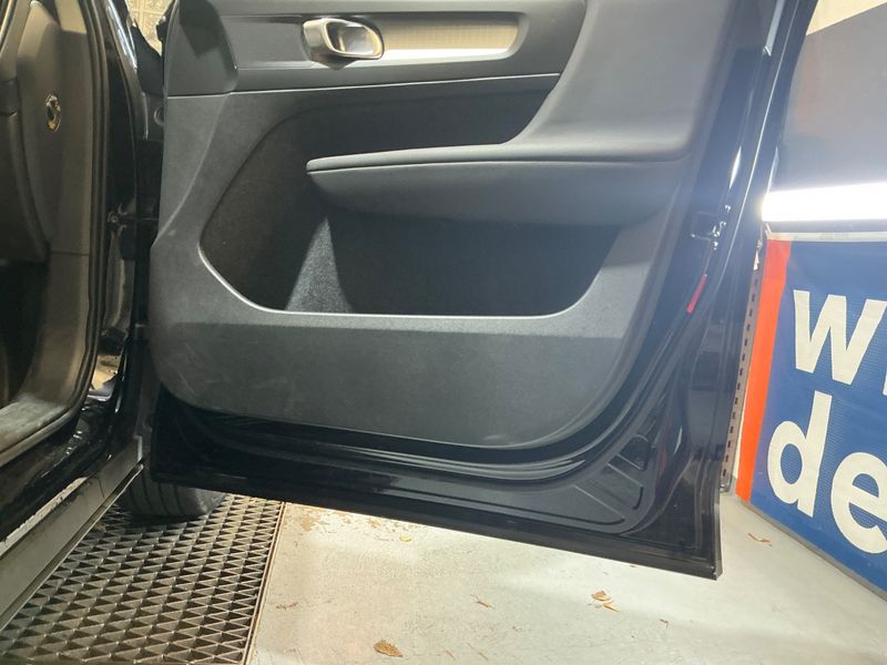 Volvo XC40 1.5 T2 Momentum 2WD 2022 – снимка 48
