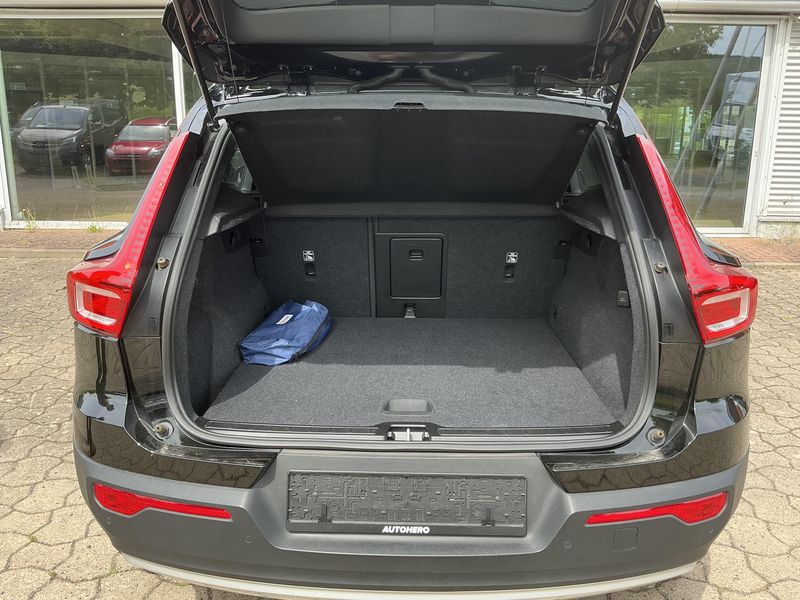 Volvo XC40 1.5 T2 Momentum 2WD 2022 – снимка 15