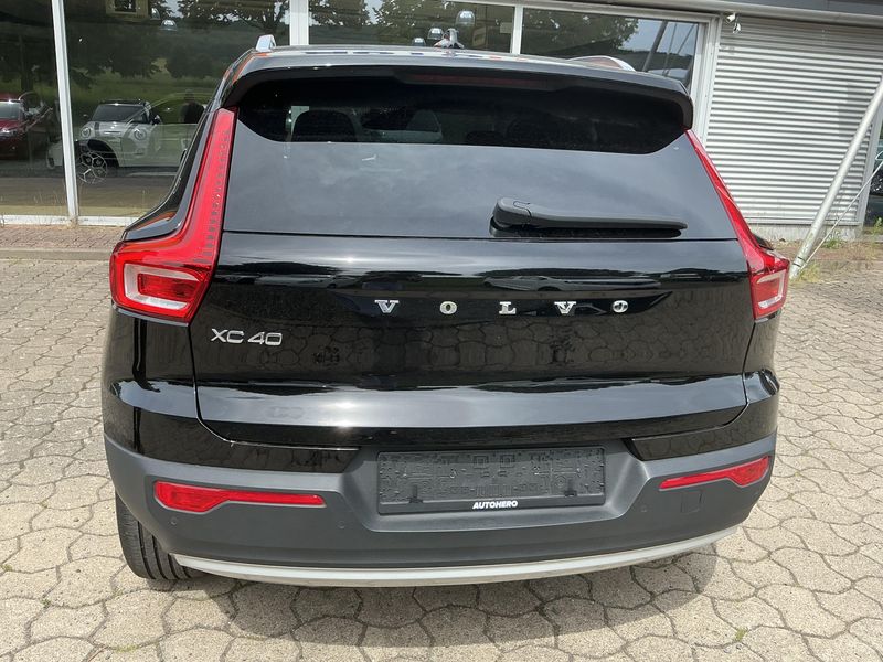 Volvo XC40 1.5 T2 Momentum 2WD 2022 – снимка 7