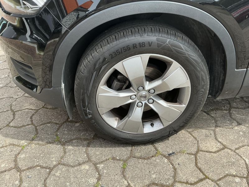 Volvo XC40 1.5 T2 Momentum 2WD 2022 – снимка 3