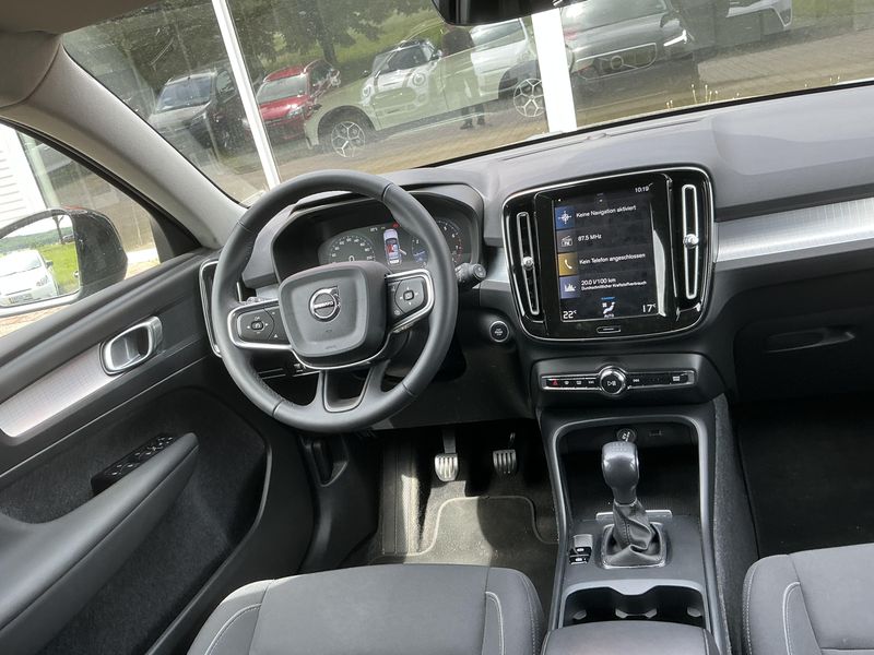 Volvo XC40 1.5 T2 Momentum 2WD 2022 – снимка 17