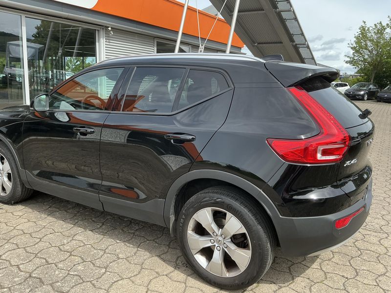 Volvo XC40 1.5 T2 Momentum 2WD 2022 – снимка 6