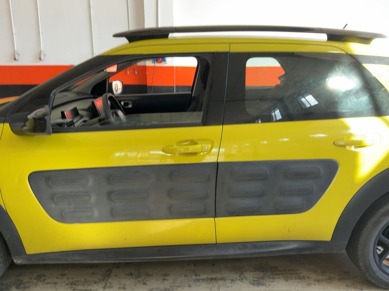 Citroen C4 Cactus 1.6 Blue-HDi Feel 2017 – снимка 4