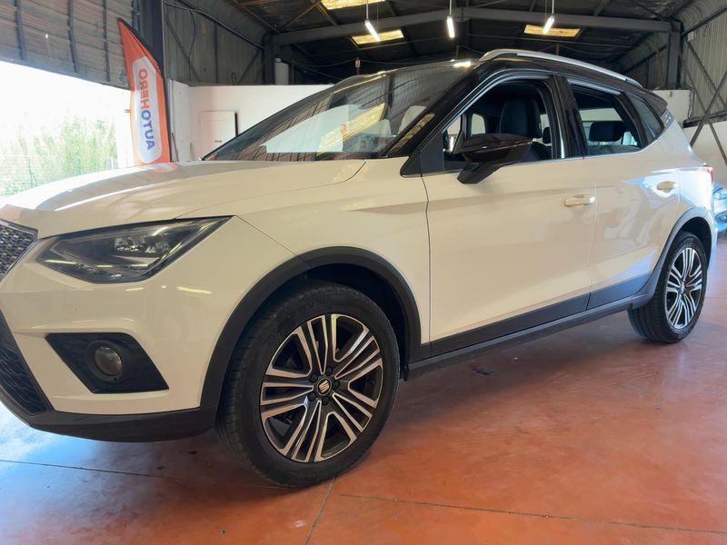 Seat Arona 1.0 TSI Xcellence 2019 – снимка 2