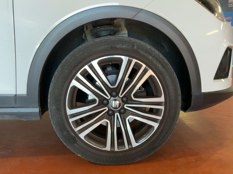 Seat Arona 1.0 TSI Xcellence 2019 – снимка 11