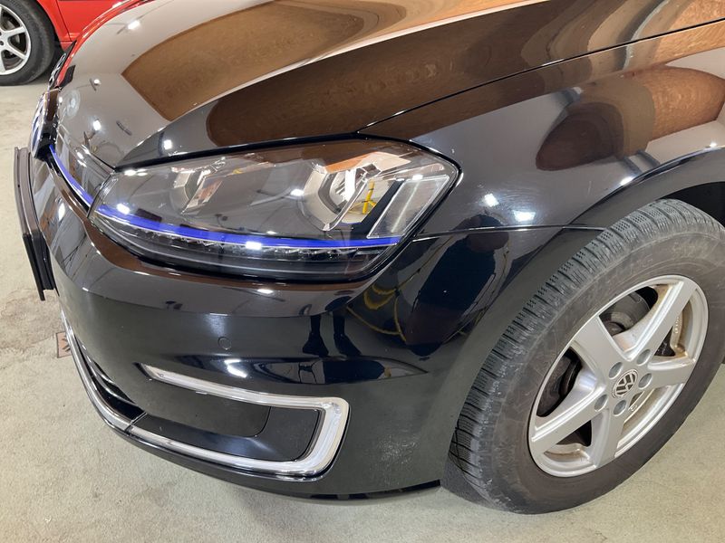 Volkswagen e-Golf VII electric drive 85 kW 2016 – снимка 39